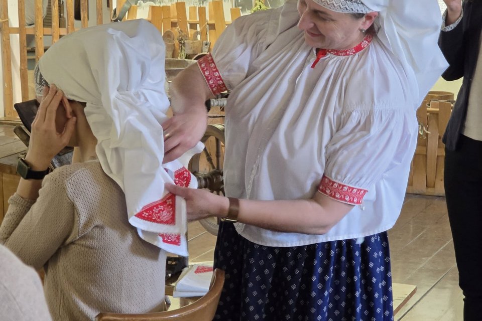 Czepienie do kabotka